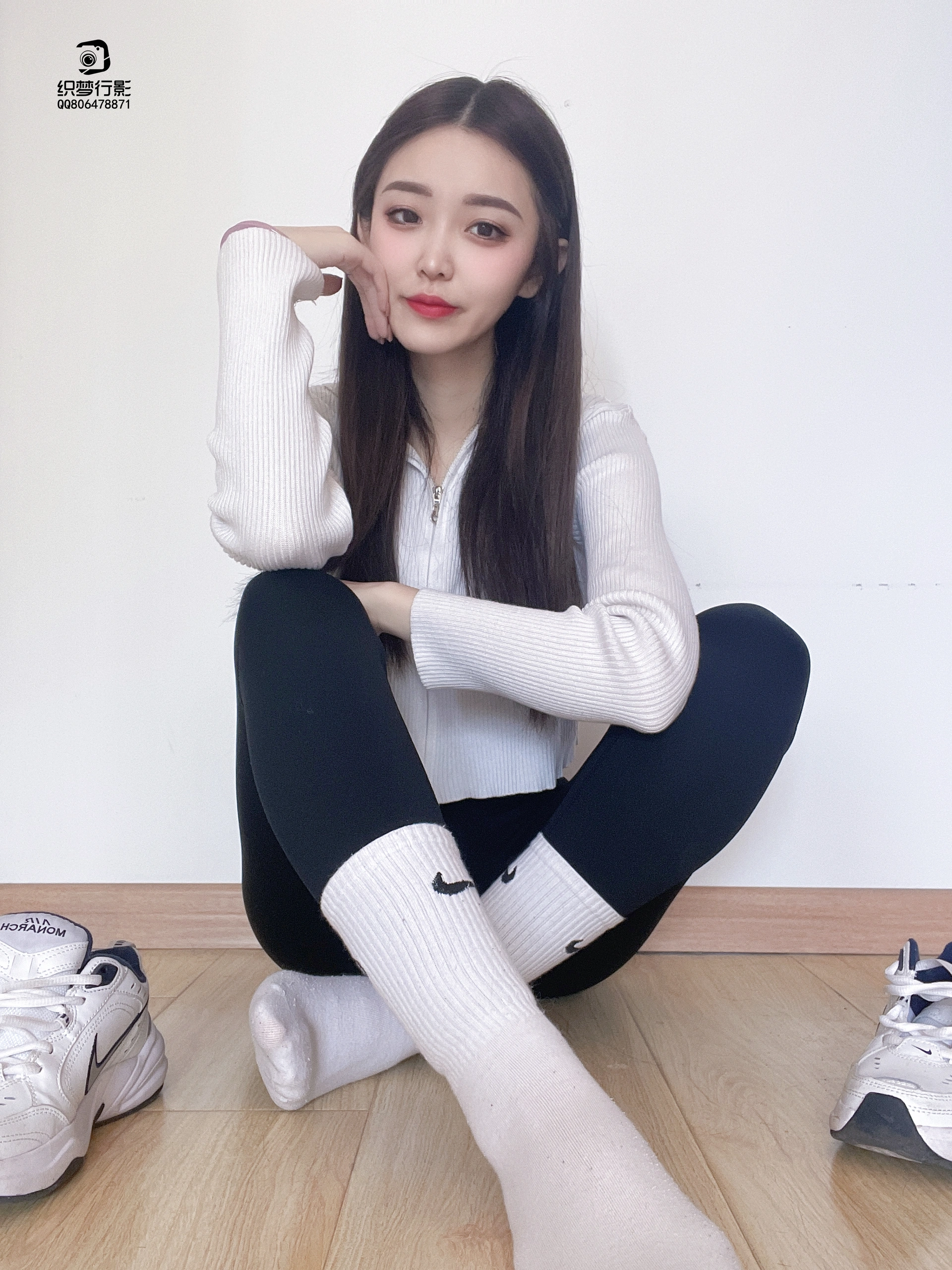 [织梦映像]NO.013 美女自拍系列第001期 2